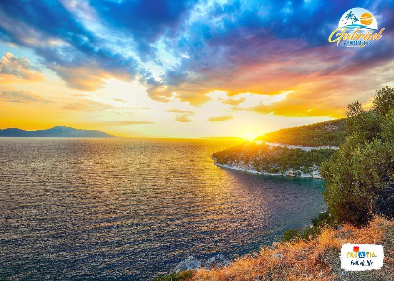Gabrijel Apartments Makarska 1 エクステリア 写真